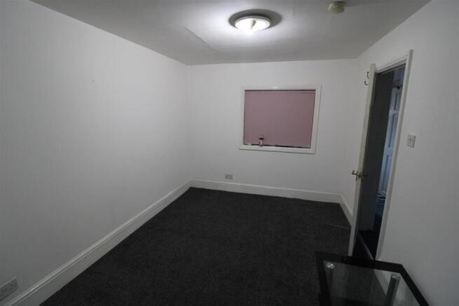 1 bed House to rent Image 5