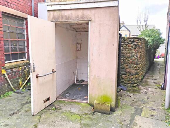 2 bed Terraced for sale Image 9