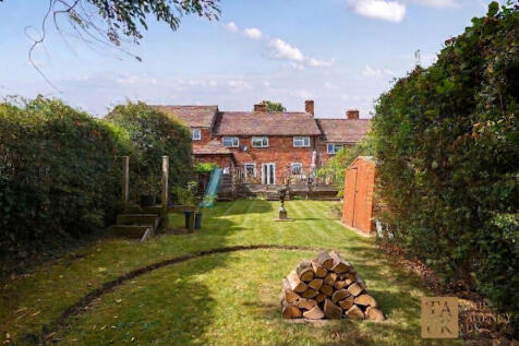Blacklands, Sedlescombe, TN33