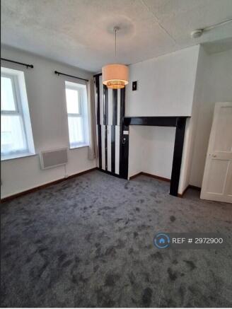 Bedroom/Living Room