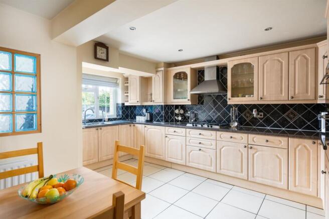 250327-3802 Kitchen.jpg