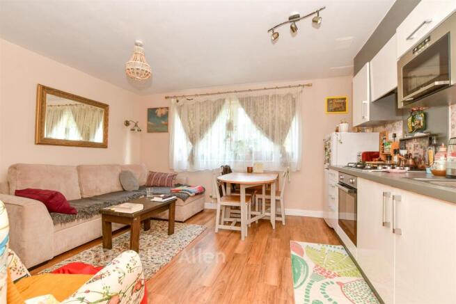 Lounge/Diner/Kitchen