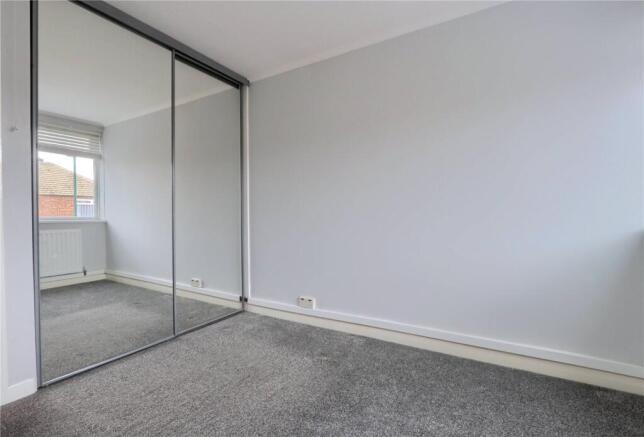 3 bed Flat for sale Image 8
