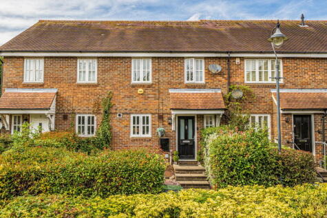 Rowan Close, Shenley, Radlett, WD7