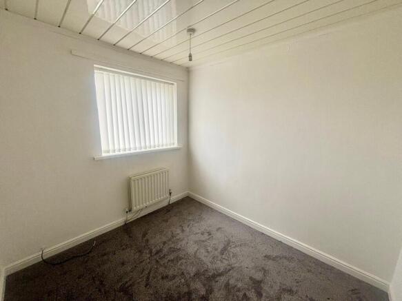 3 bed Terraced to rent Image 7