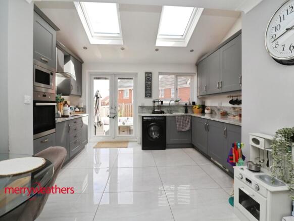 3 bed Detached for sale Image 2