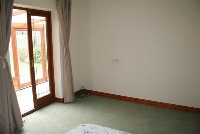 GROUND FLOOR BEDROOM