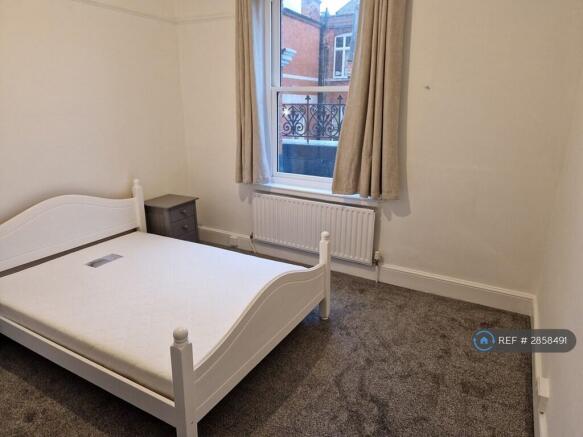 Bedroom 1- 3.6 x 3.5m