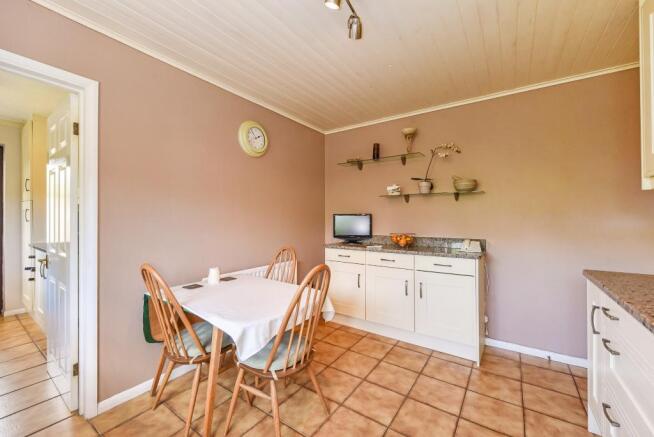 Kitchen/Breakfast Rm
