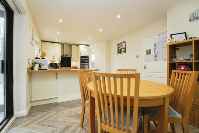 Kitchen Diner