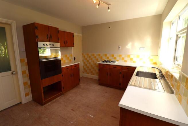 3 bed Detached for sale Image 5