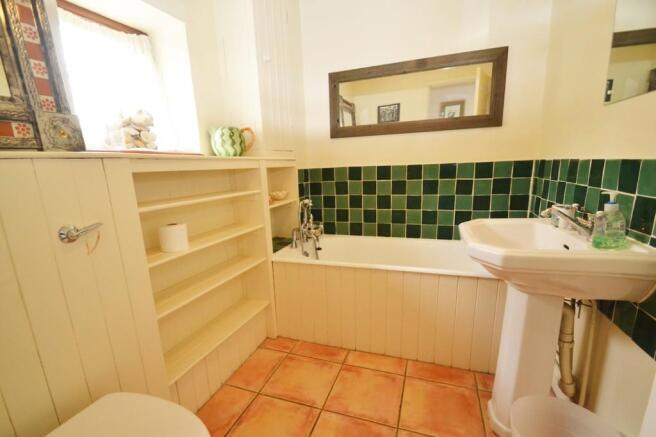 Photo 12