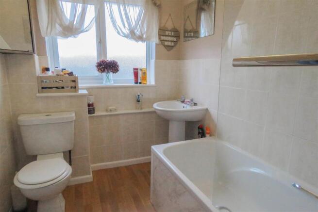 Bathroom.JPG