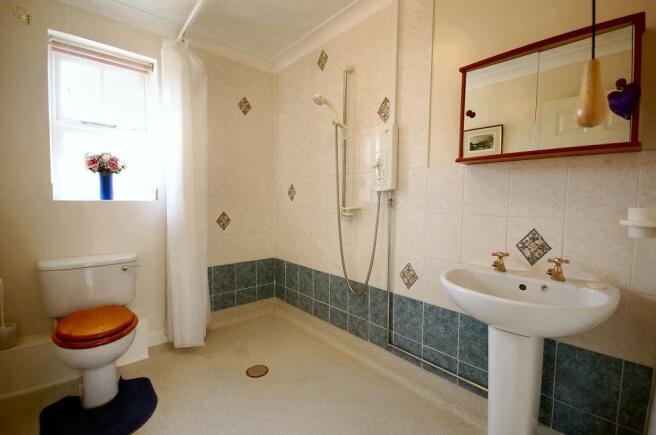 Photo 10