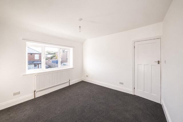 3 bed Semi-Detached to rent Image 7