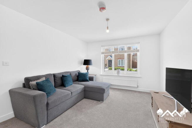 White Clover Avenue, Feniscowles, Blackburn, BB2 5PE photo 4