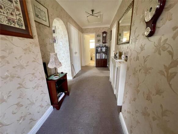 3 bed Bungalow for sale Image 12