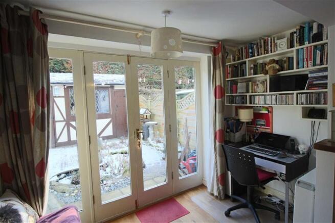 Photo 9