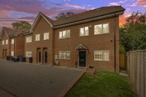 9, Pinecoat Drive, Kenley CR8 5FS