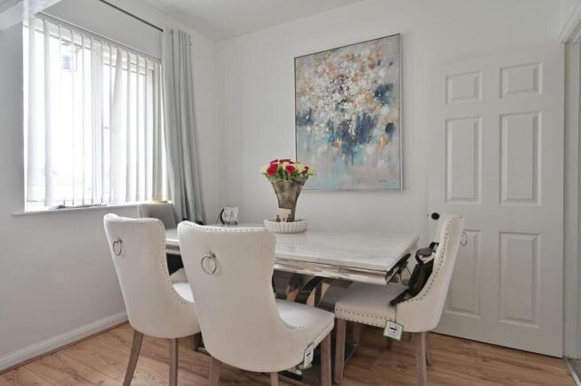 Trevellance Way, Watford, WD25 photo 4