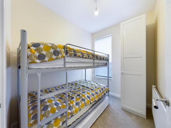 2 bed Flat for sale Image 6