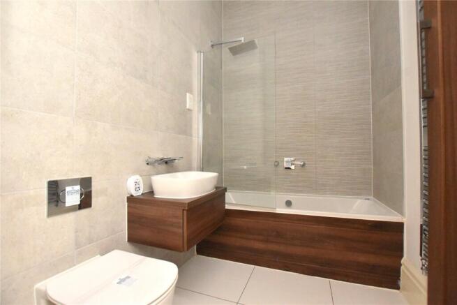 2 bed Apartment for sale Image 10