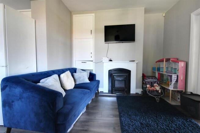 3 bed Detached for sale Image 10
