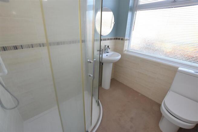 Shower Room.jpg