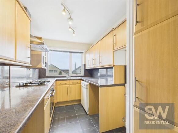 3 bed Detached Bungalow for sale Image 4