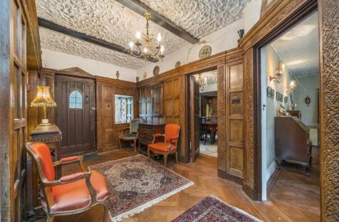Canons Drive, Edgware, London, HA8 7RB