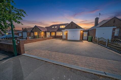 Ebrington Avenue, Solihull, B92