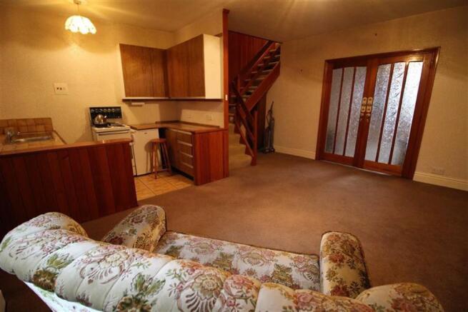 Living dining kitchen