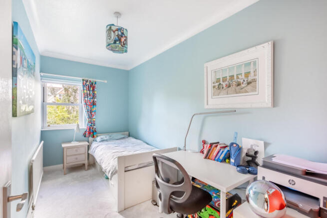 2 bed Apartment for sale Image 8
