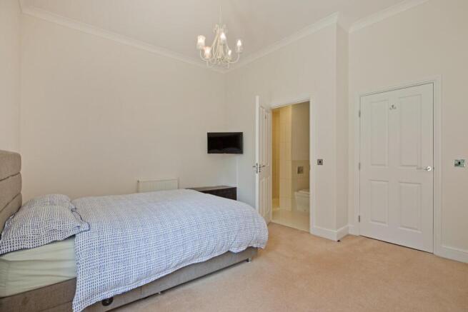 2 bed Retirement Property for sale Image 5