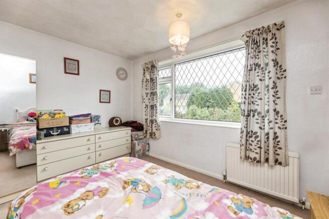 3 bed Detached for sale Image 10