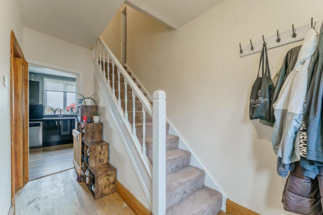 4 bed Semi-Detached for sale Image 9