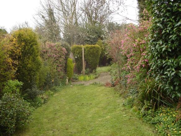 100' Rear Garden