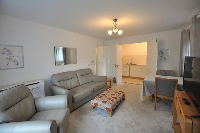 Photo 3