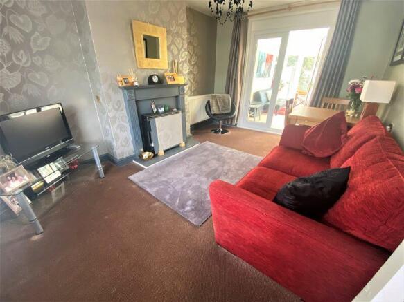 Lounge/dining room