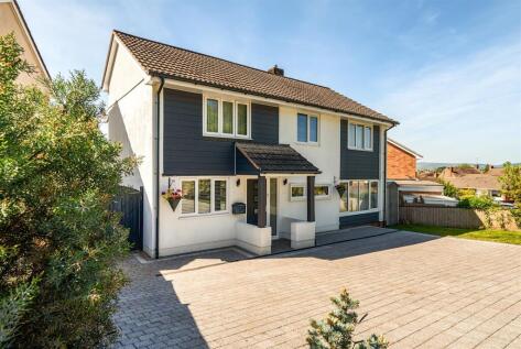 Parkfield Crescent, Taunton