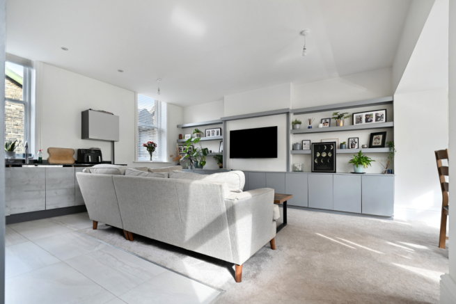 Kitchen/Living Room