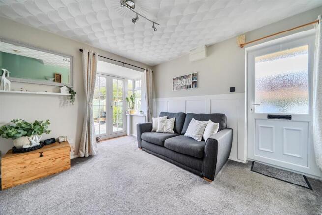 28, Dryden Close, Fareham, Hampshire, PO16 7NJ photo 4