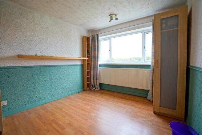 4 bed Detached for sale Image 10