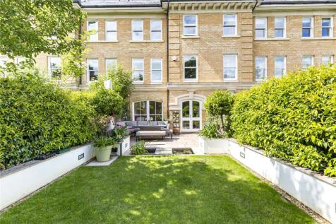 Langdon Park, Teddington, Middlesex, TW11