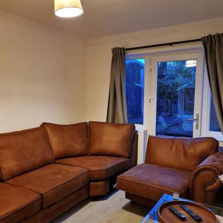 Reception room 2.jpg