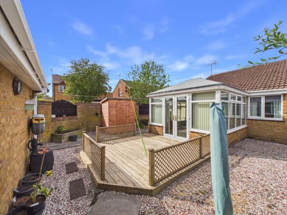 2 bed Semi-Detached Bungalow for sale Image 4