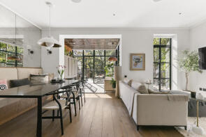 100, Arthur Road, London SW19 7DT