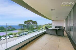 Apartment 32, Ocean House, Sea Road, St. Austell PL25 3FX