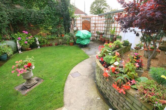 Photo 28
