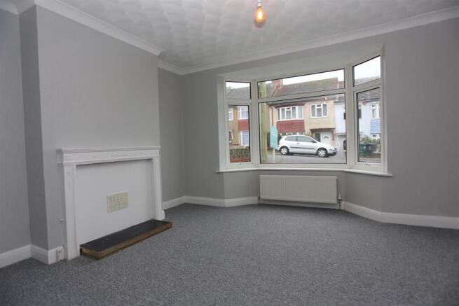 17 Eastbourne Road (11).JPG